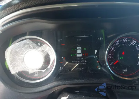 2017 Dodge Challenger Sxt z USA, uszkodzony, nr VIN 2C3CDZAG6HH627153